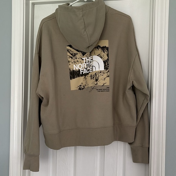 The North Face cropped hoodie - Picture 2 of 3